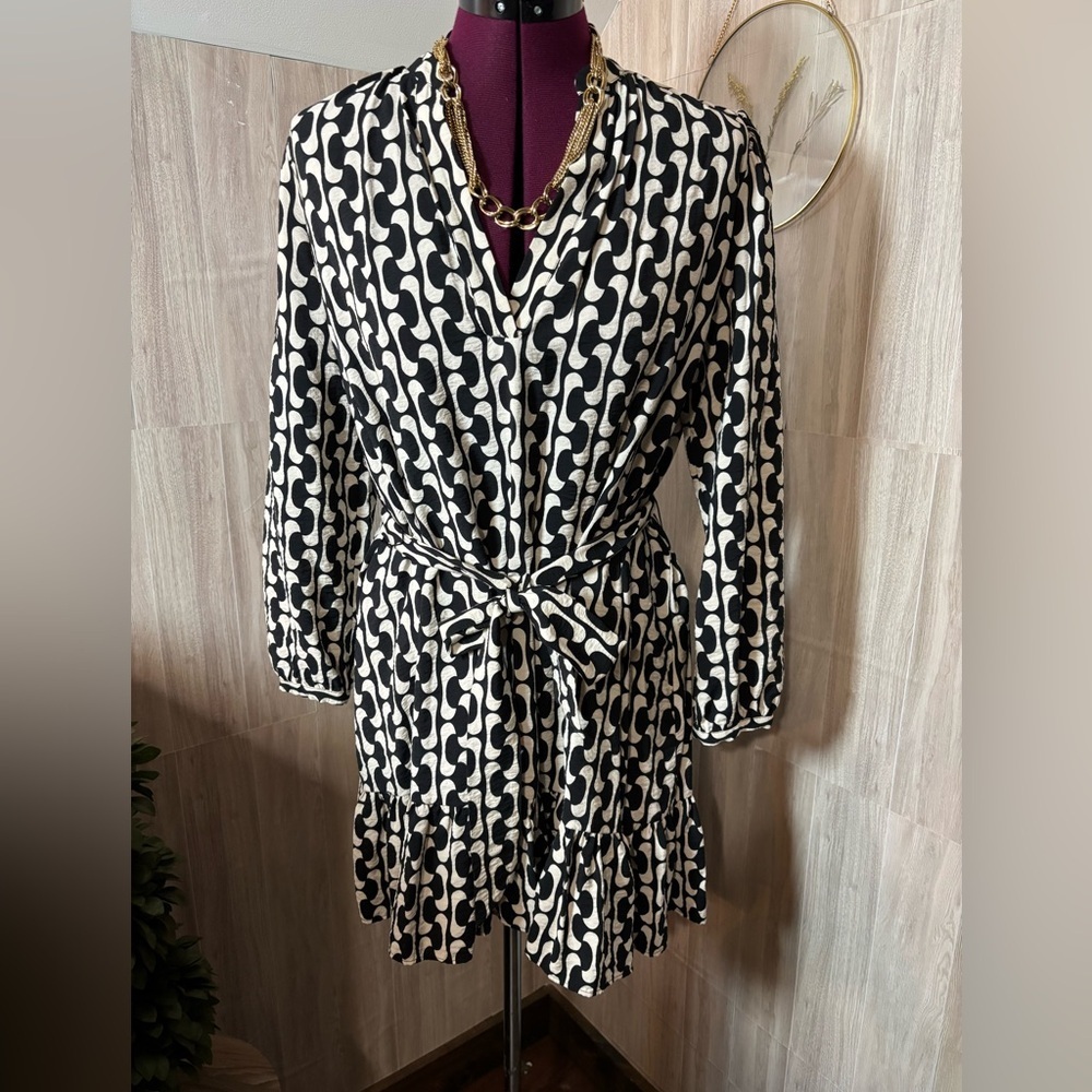 Zara The Paula Geometric Black and White Mini Dress